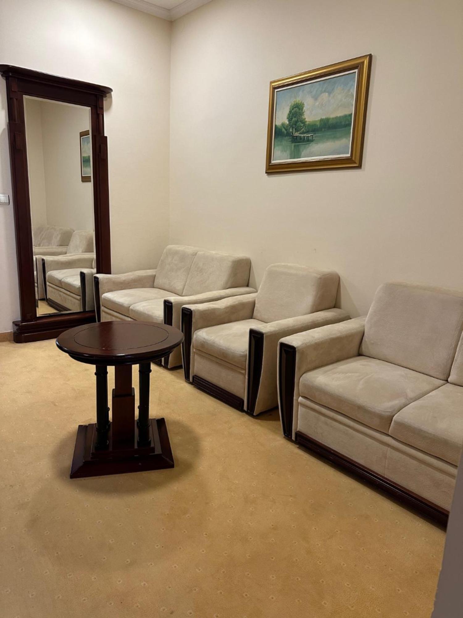 Hotel Villa Majur Subotica Buitenkant foto